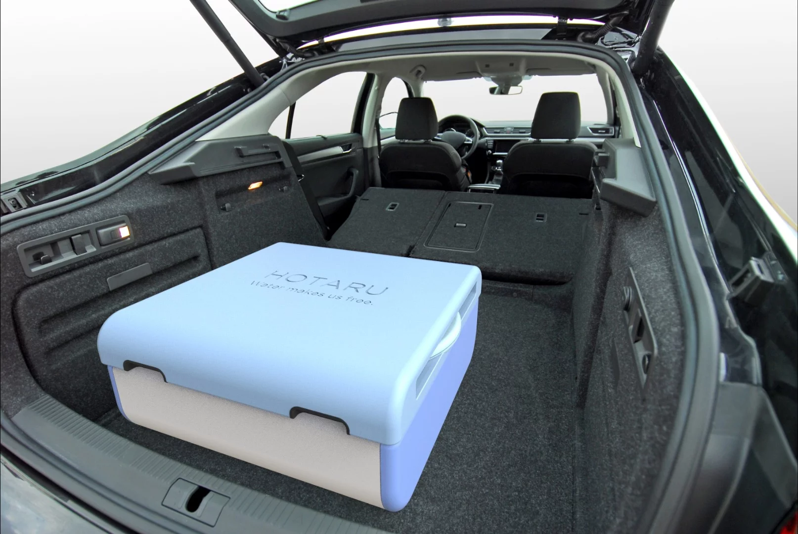 A visual representation of what the Hotaru shower would look like packed for a road trip