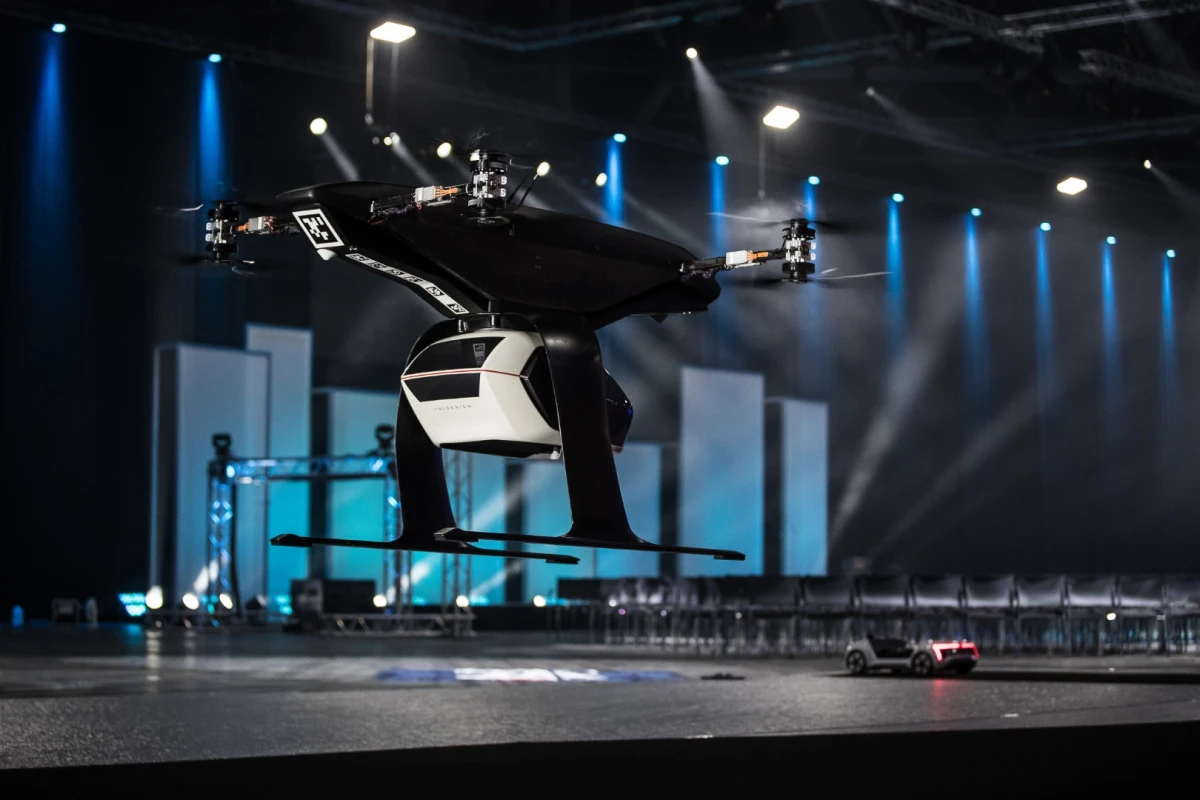 Audi is demonstrating 1:4 scale model of its Pop.Up Next transport system at Drone Week in Amsterdam