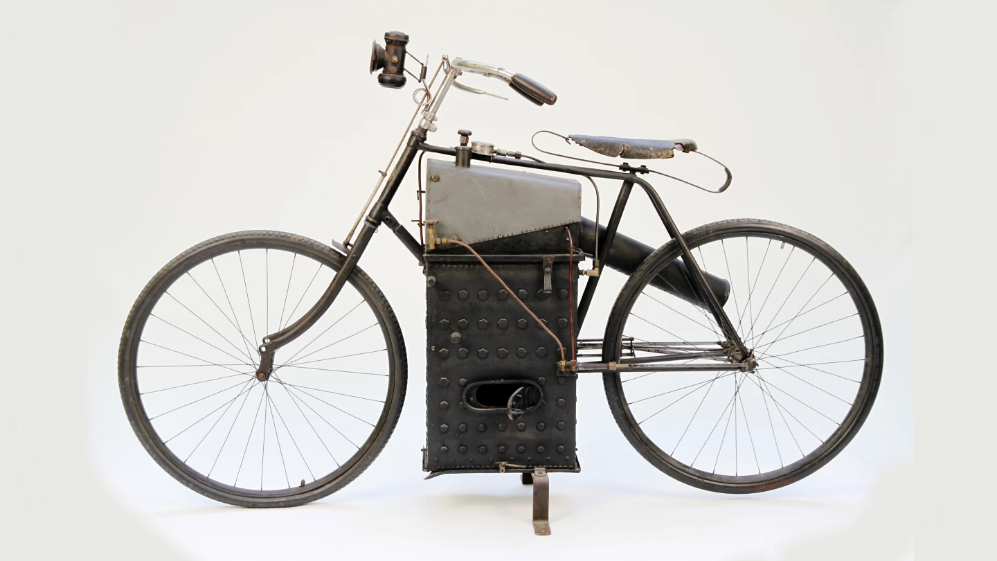 The Roper Steam Cycle failed to sell at auction, but ranks as one of the most important motorcycles in history and would be amongst the top ten if it had met reserve.