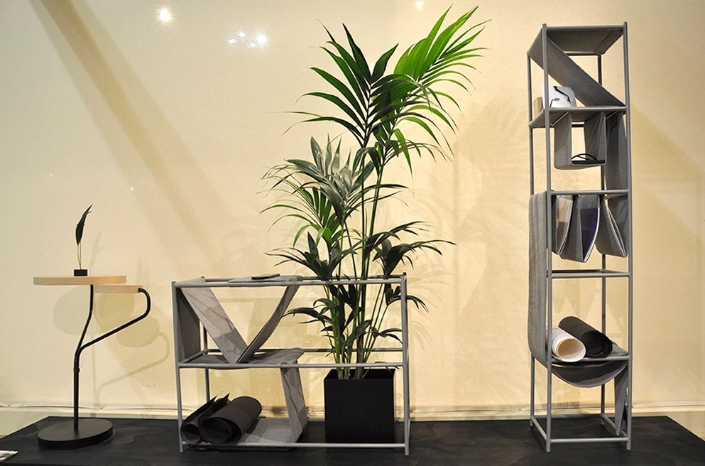 Flexible storage spaces made from steel and fabric pockets by Alex Ortega (Photo: Edoardo Campanale/Gizmag.com)