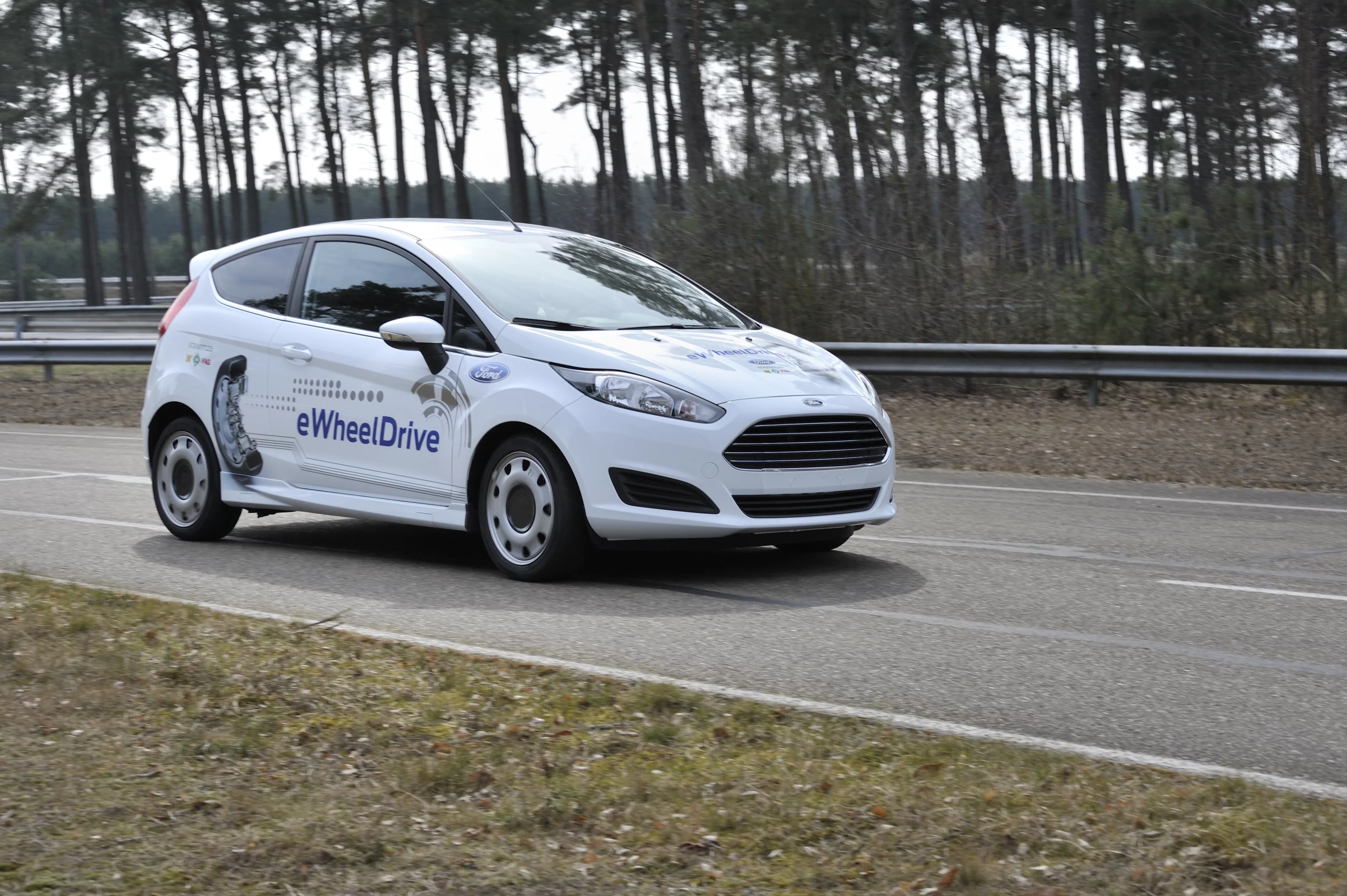 eWheelDrive is intended to "rethink the city car without restrictions"