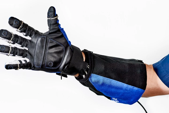 If all goes to plan, GM will be the first company to use the new robotic glove