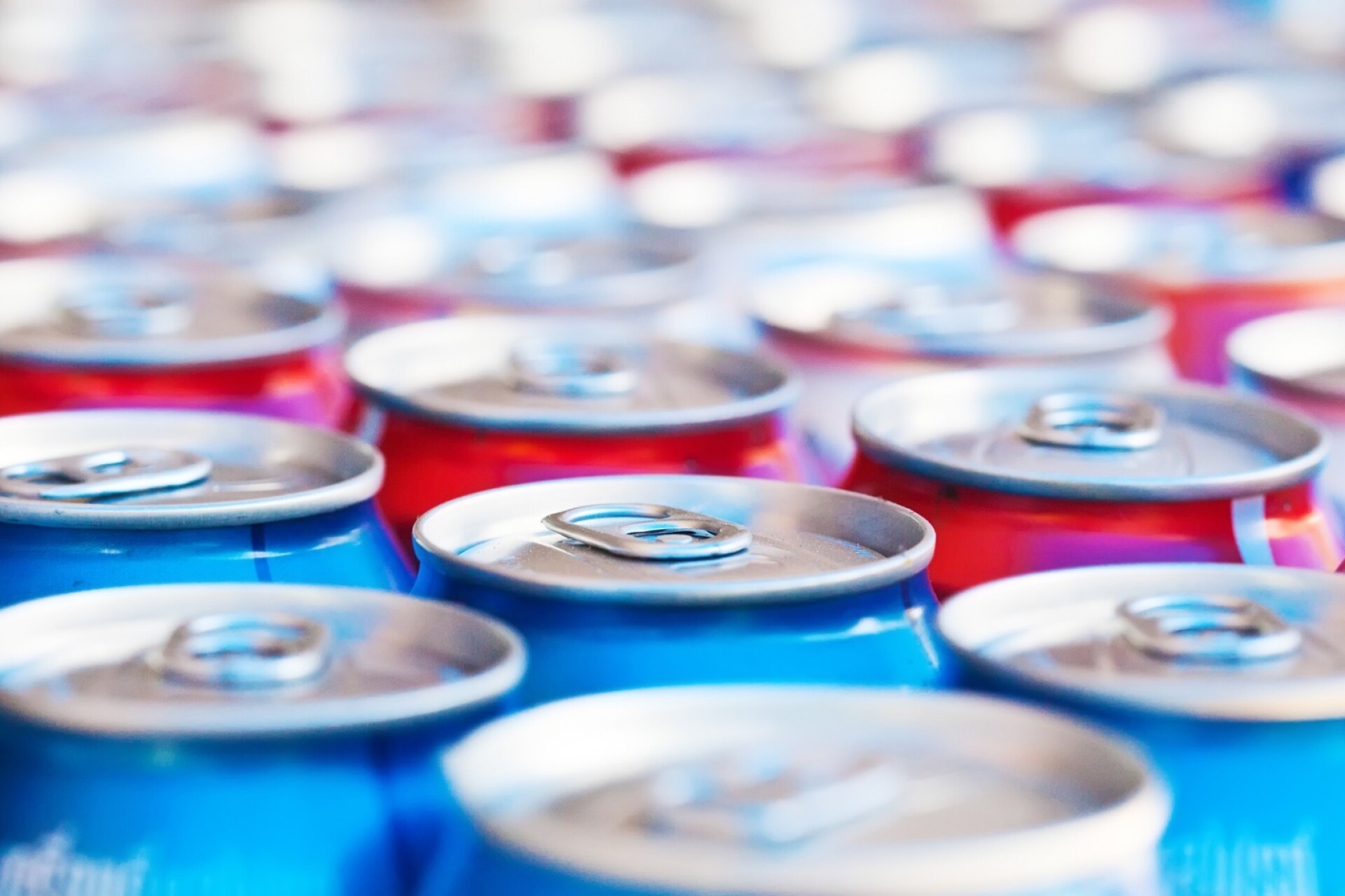 Dual studies question impact of artificial sweeteners on gut bacteria