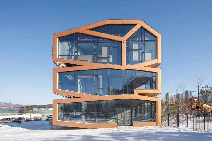 South Korean architectural studio Moon Hoon has recently completed a futuristic multi-purpose building located in the new urban development within Hwaseong city