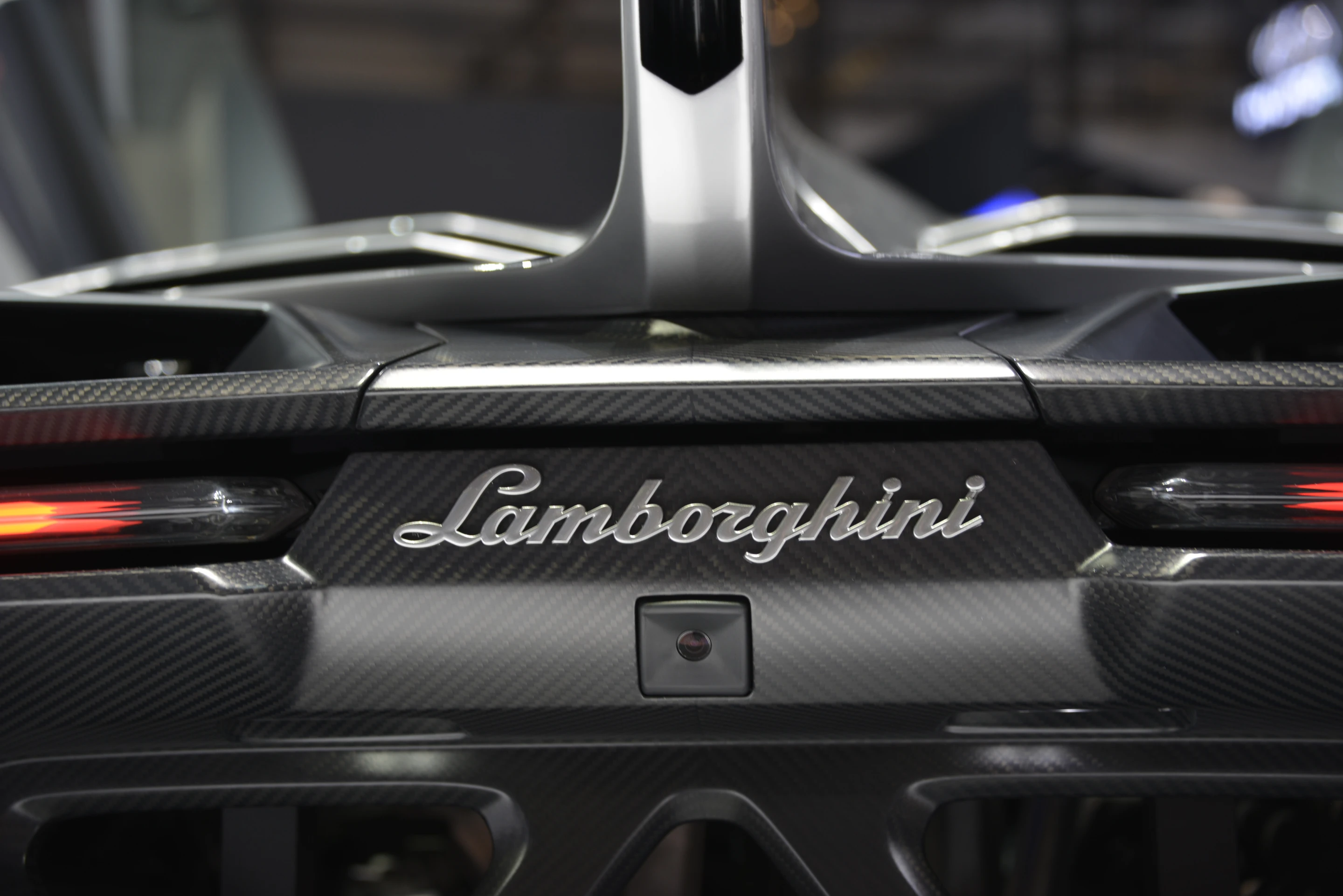 Lamborghini introduces the Veneno
