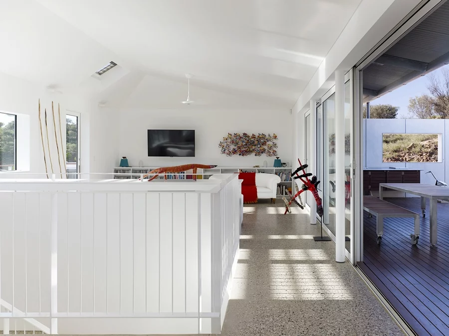 The house has no thermal bridges, which helps to keep it cool