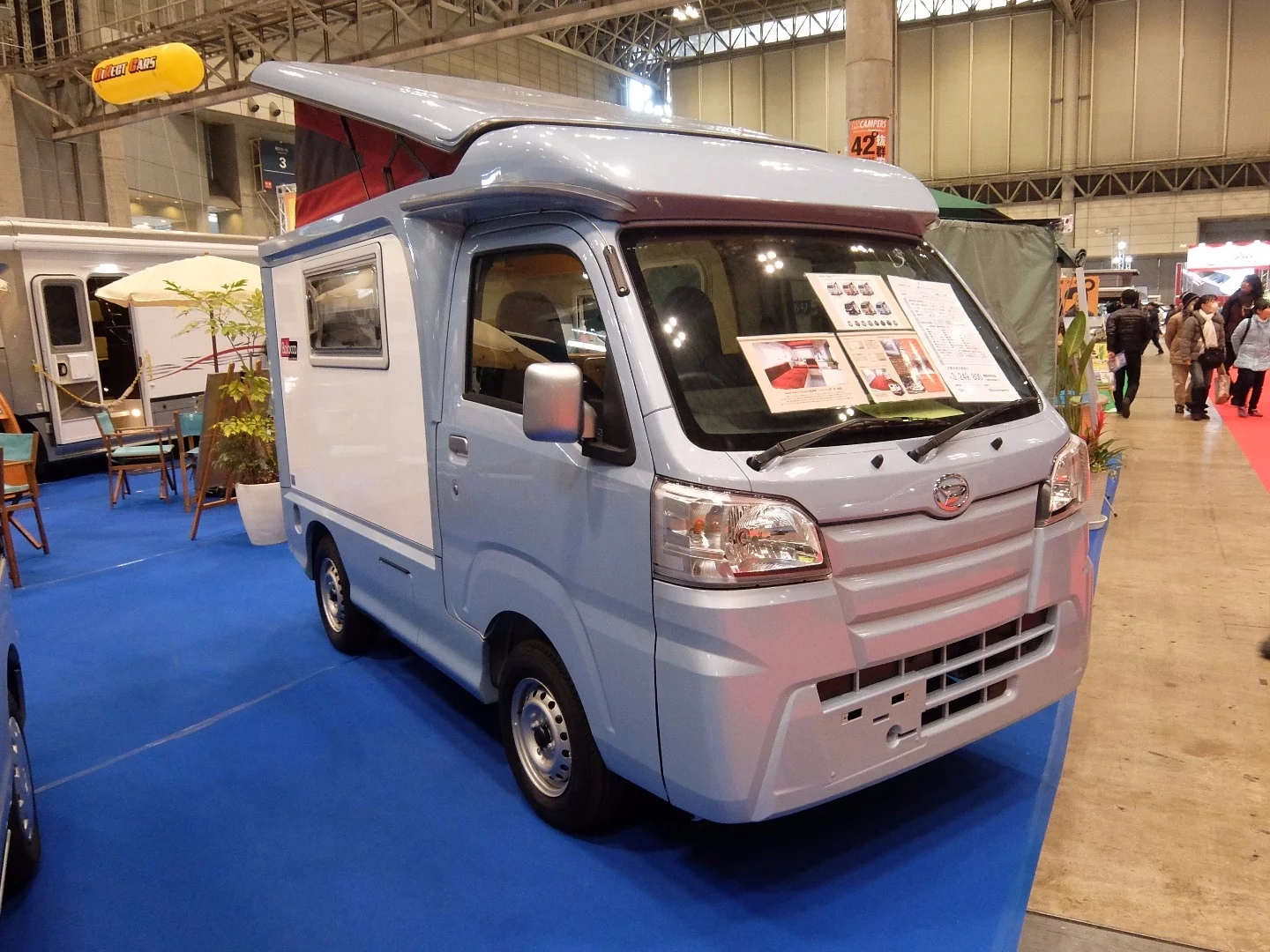 Field Life's Balocco is a pop-up roof, 4WD K-camper that can sleep 4 people