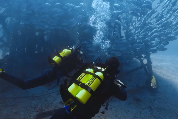 Unlike the case with the recently recovered Scorkl 2.0 setup, users of the S700MAX system must be scuba-certified