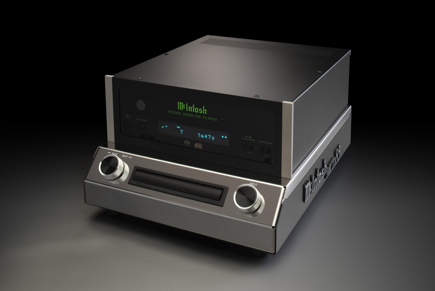 The MCD85 converts digital data to analog for playback via a 32-bit/192-kHz Digital-to-Analog Converter that dedicates four channels for audio to the left and four more for the right