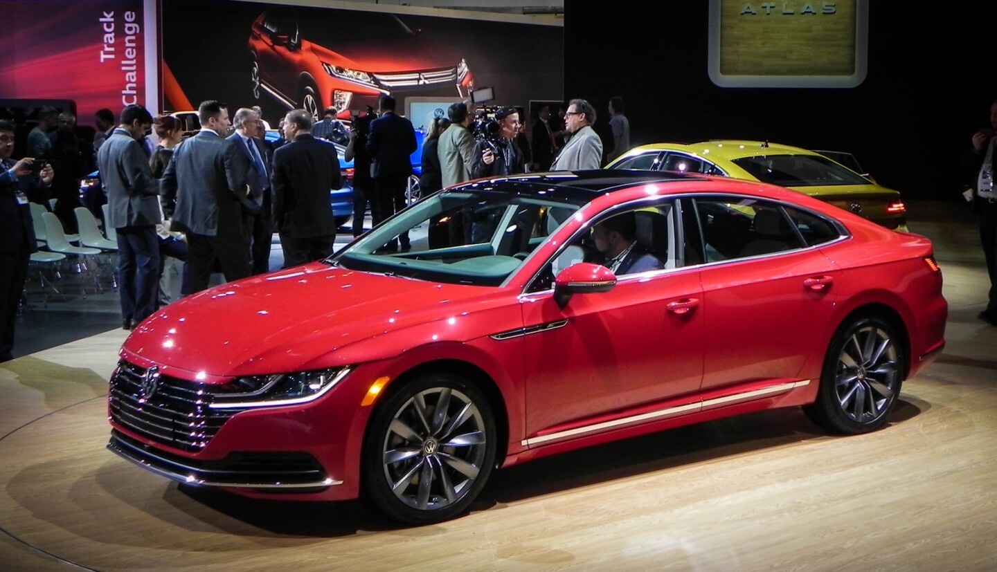Beautiful styling and a strong presence define the VW Arteon flagship