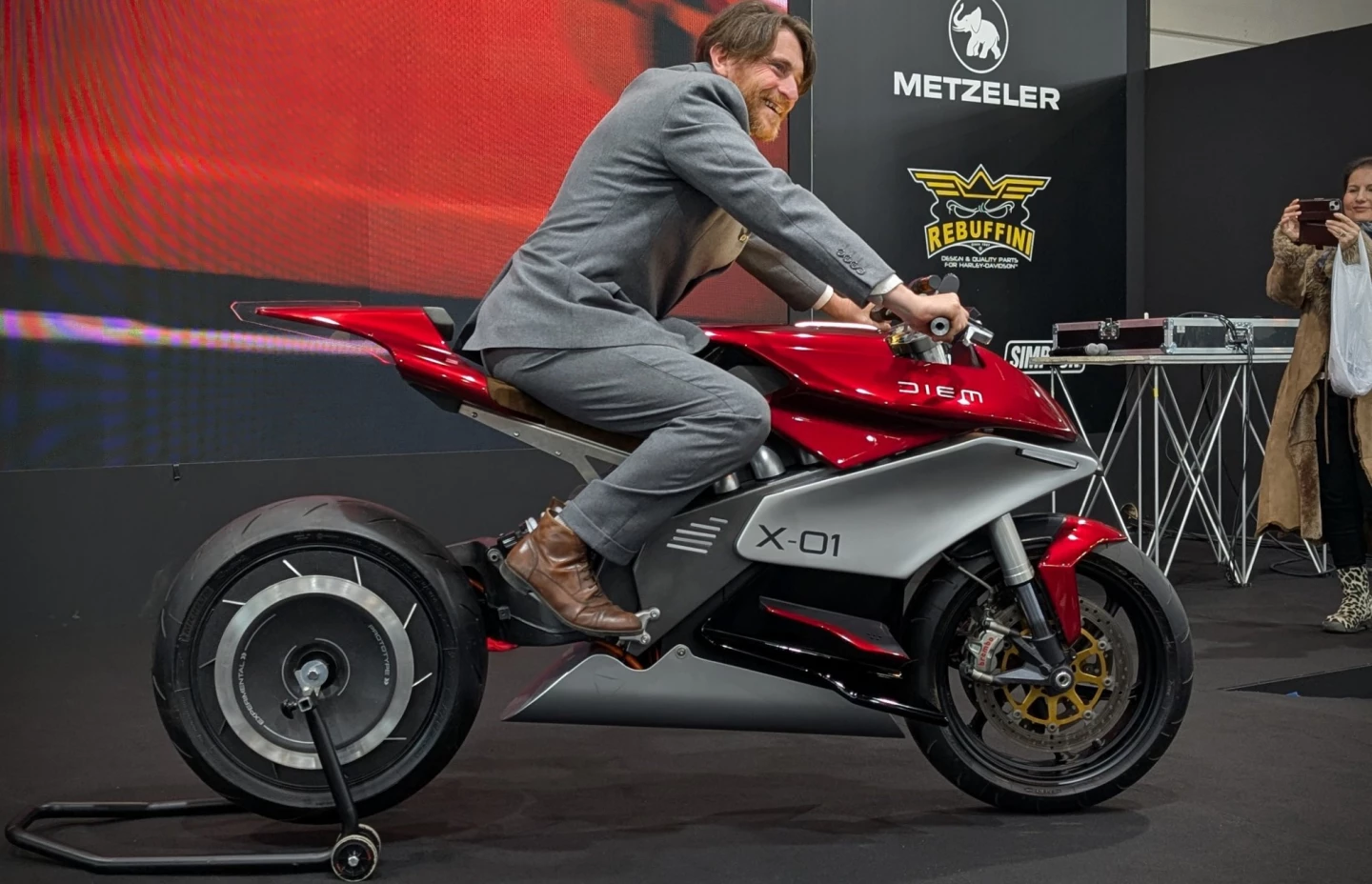The X-01 was presented in Berlin last month, after first appearing on stage in January at the MBE trade show in Verona