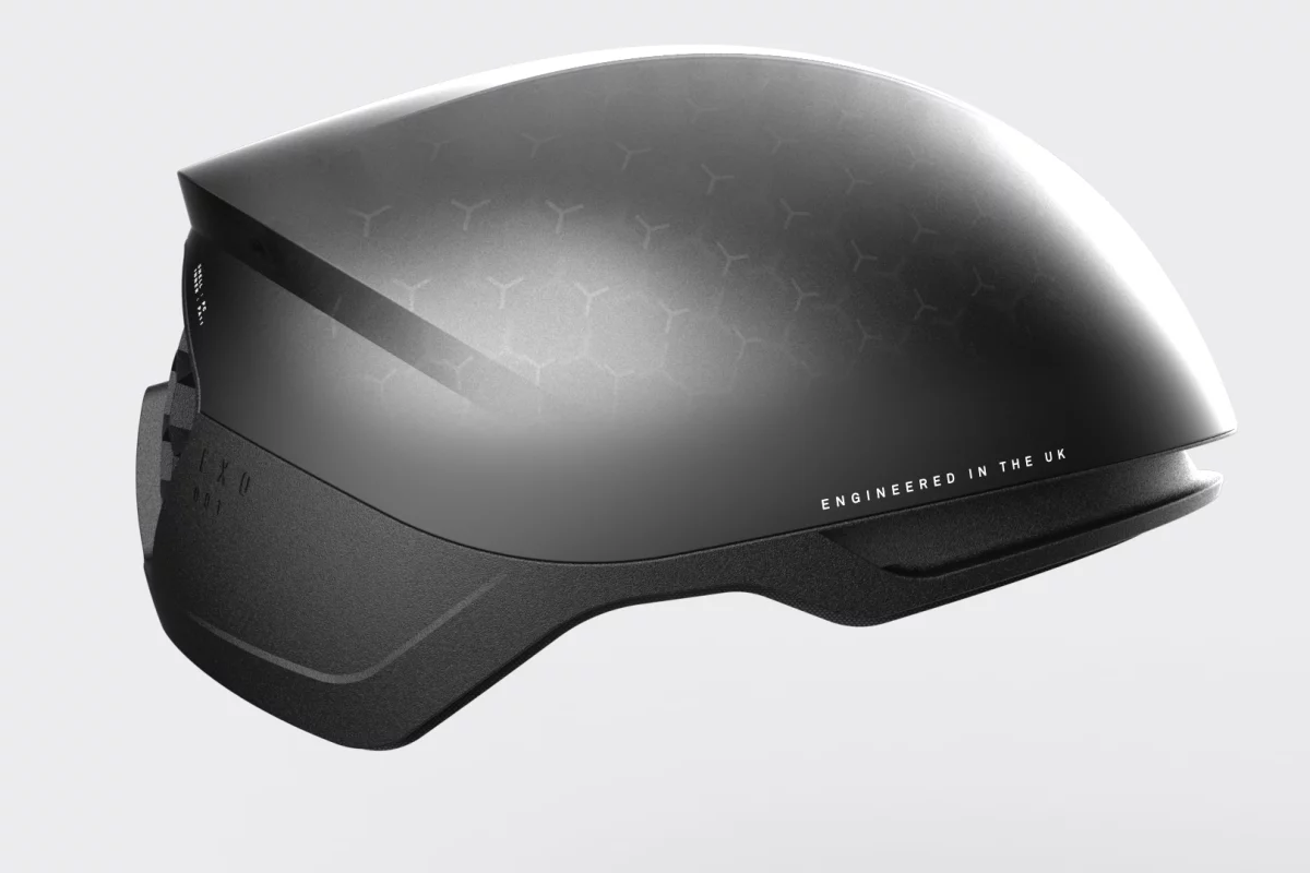 The Hexr weighs a claimed 240 grams, for a size equivalent to a Medium