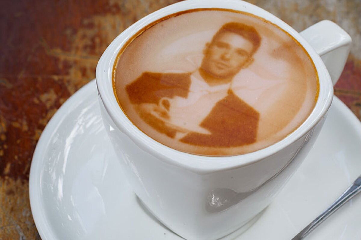 The Ripple Maker uses coffee extract to print images on foam-topped drinks