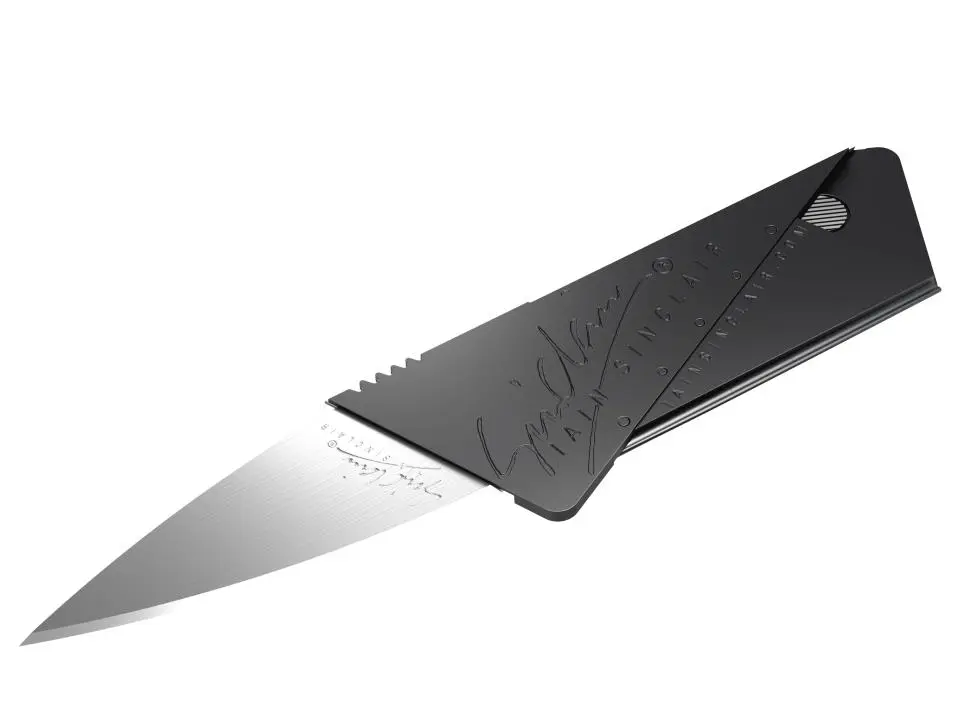 The Cardsharp 2 has 2.5 inches (6.5 cm) of cutting edge