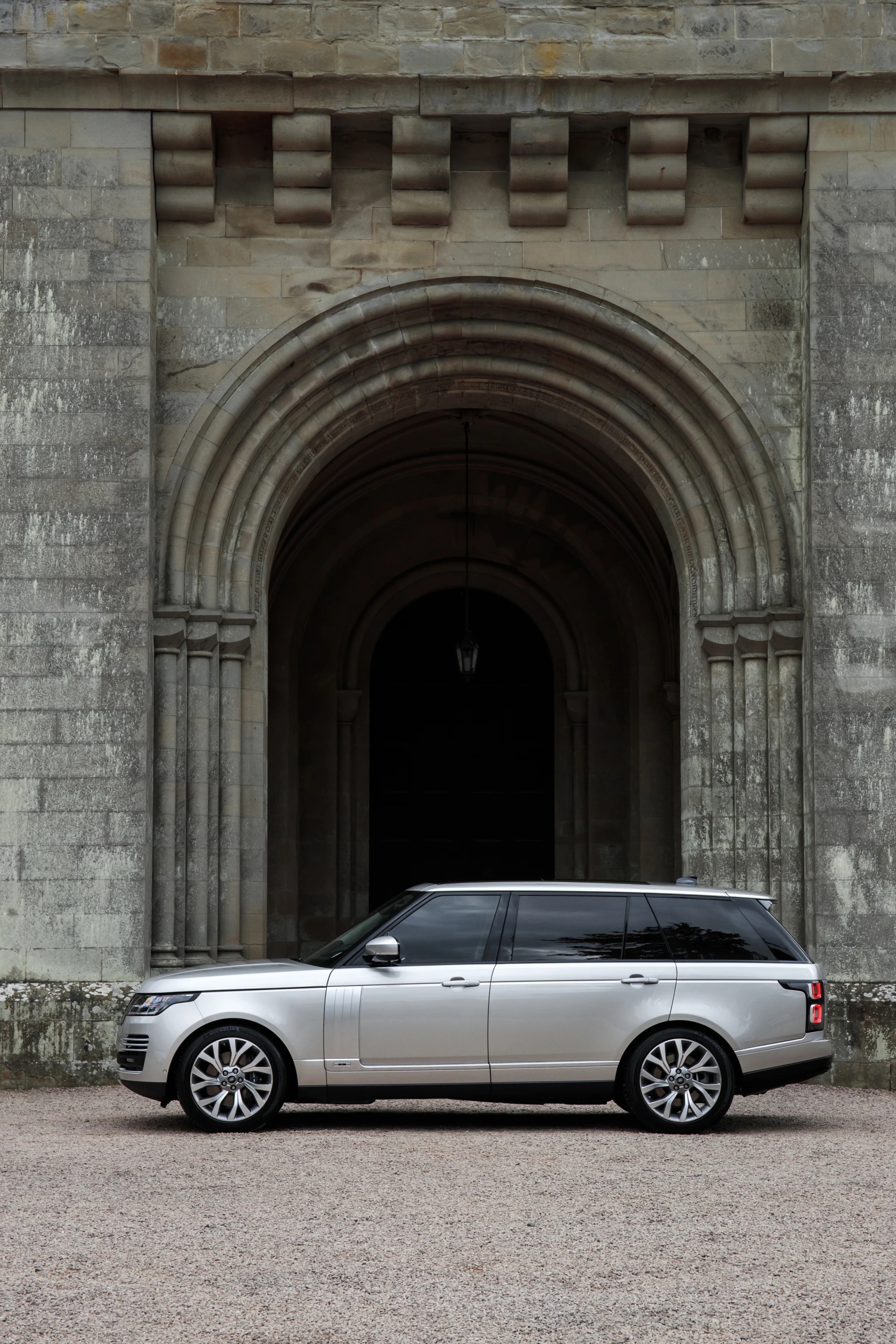 The 2018 plug-in hybrid Range Rover P400e