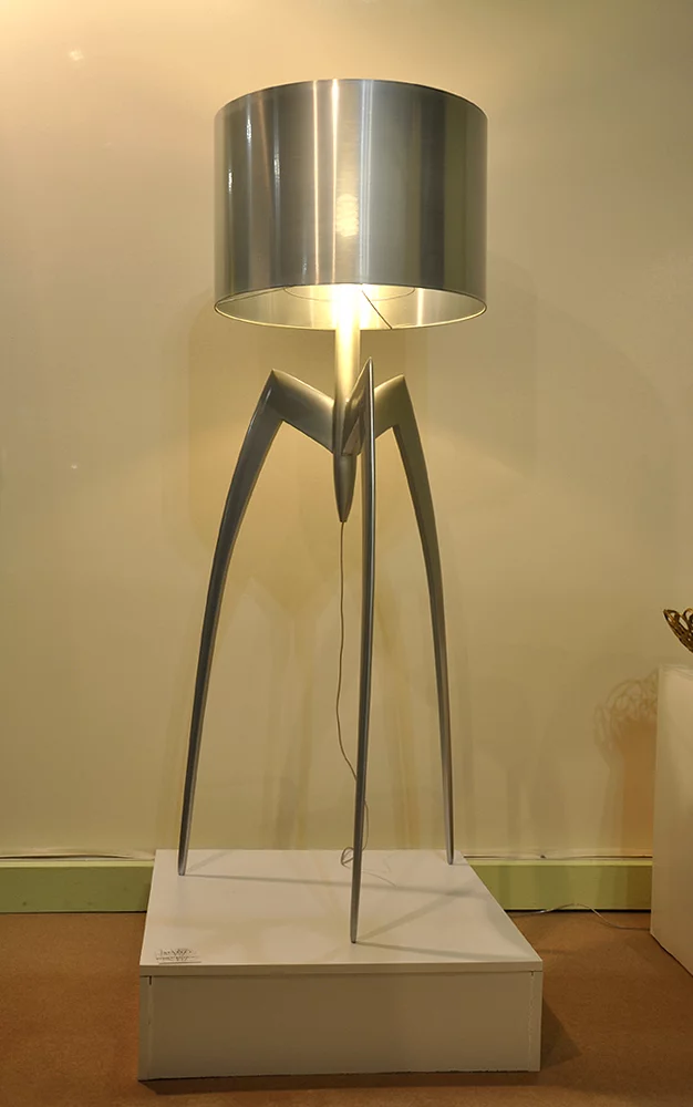 Italian designer Mateo re-invents Philippe Stark's orange juicer into a lamp (Photo: Edoardo Campanale/Gizmag.com)