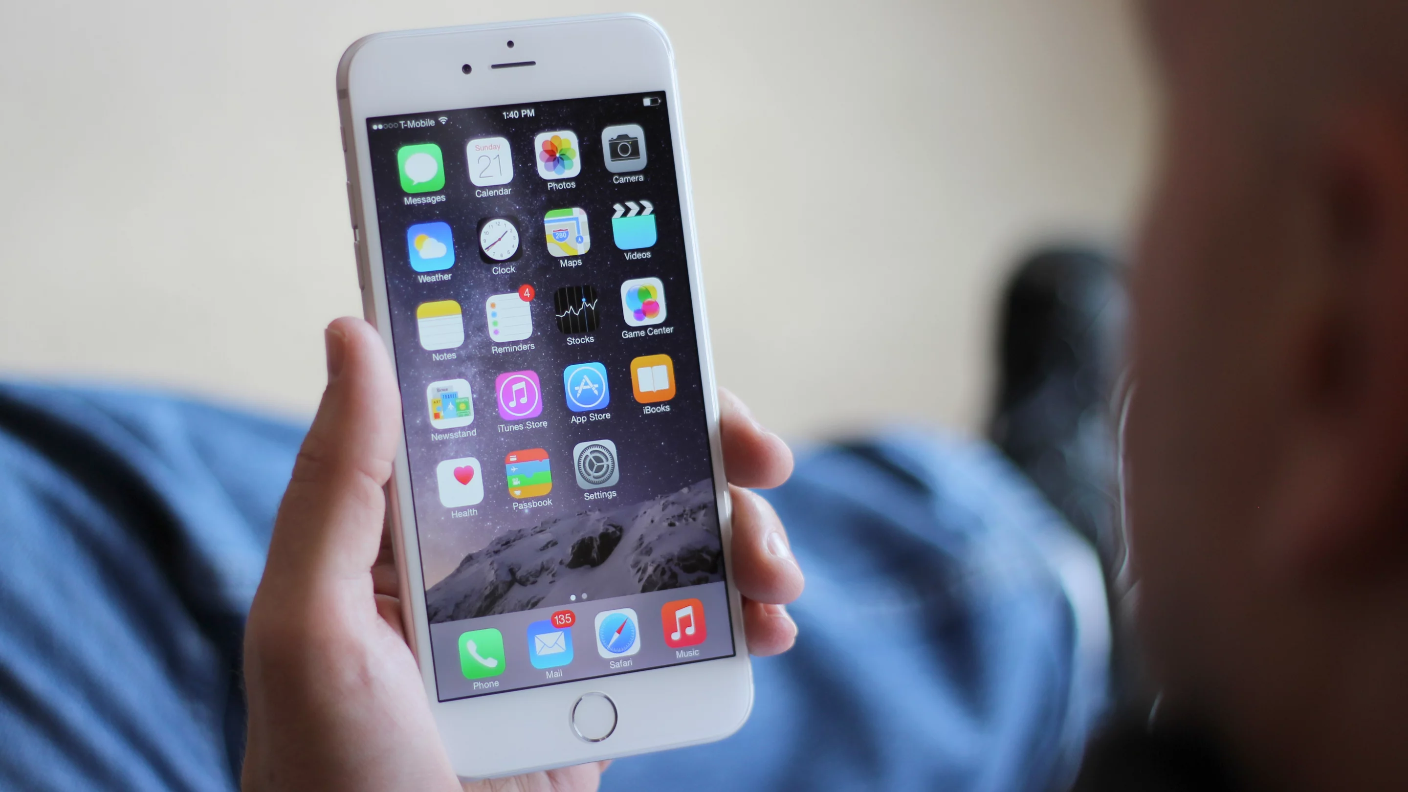 iPhone 6 Plus (Photo: Will Shanklin/Gizmag.com)