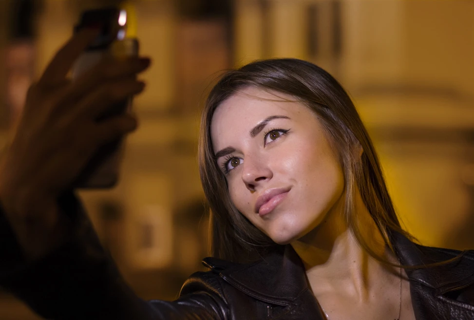 The iblazr 2 wireless LED flash for iOS and Android will provide more lighting options than the built-in flash
