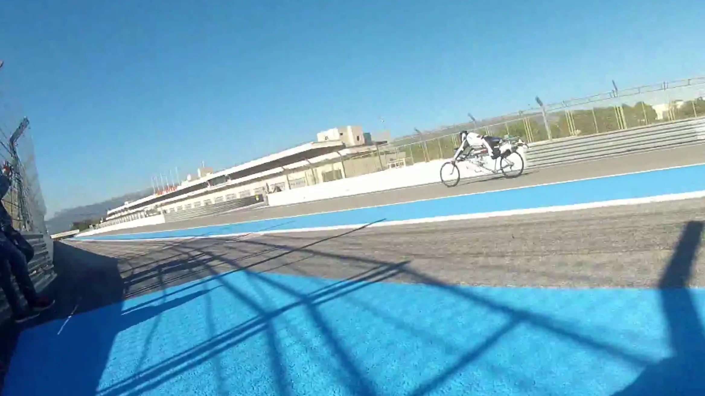 Francois Gissy on the way to 333km/h (207 mph) on his crazy rocket bicycle (Photo: Gerard Toutin / Exotic Thermo Engineering)