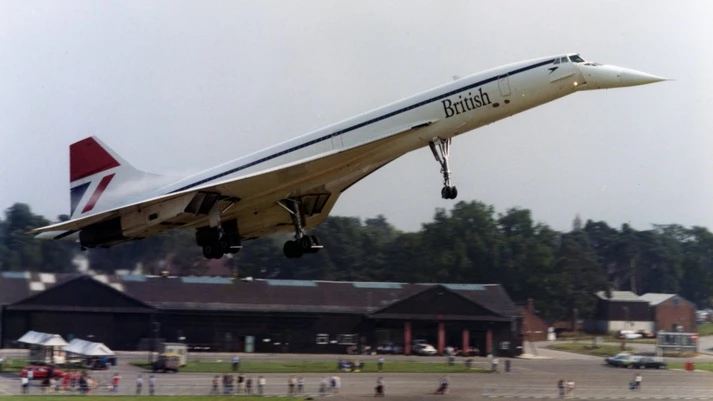 BAC Concorde G-BOAF arriving at Farnborough Air Show 1980