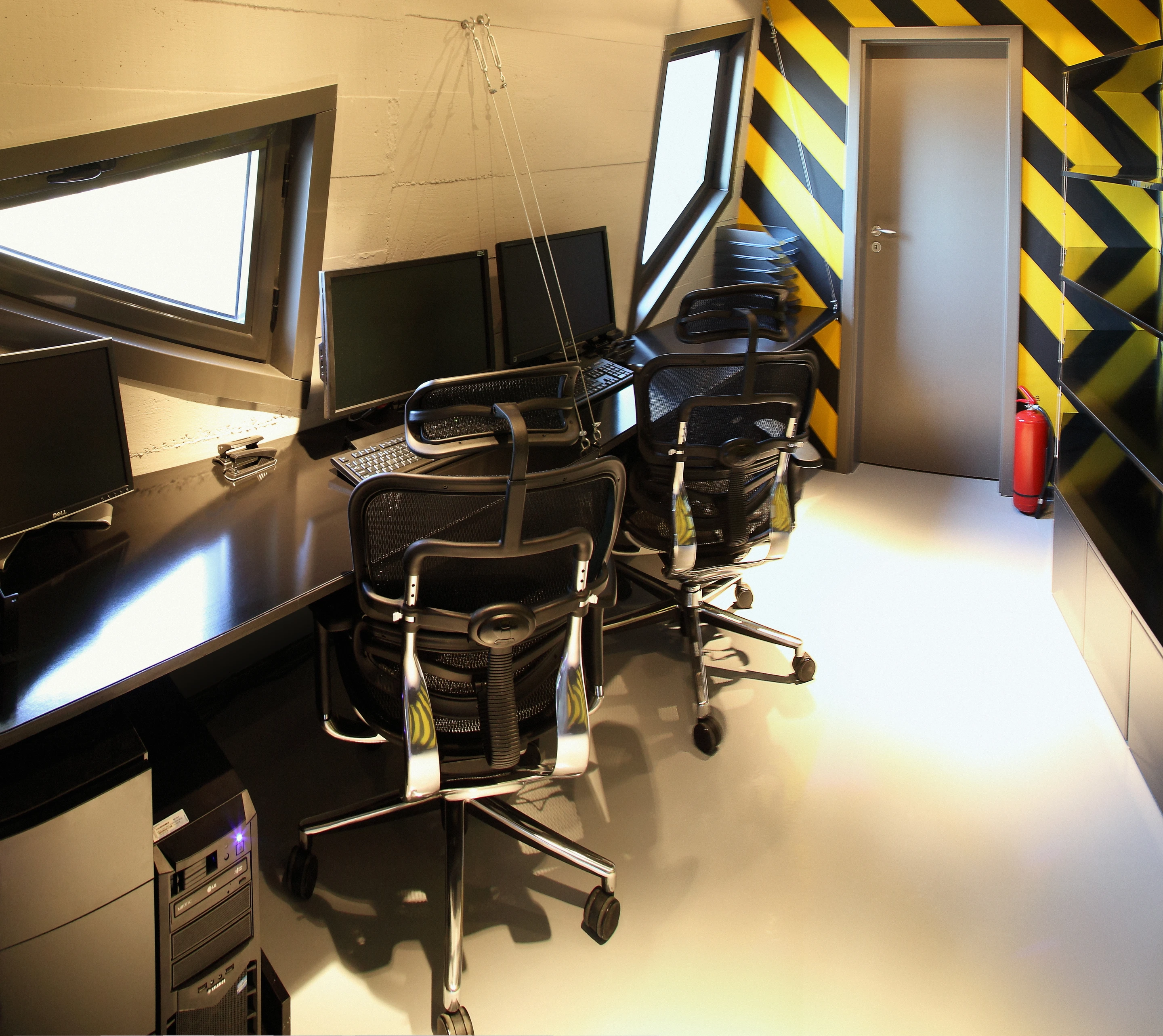 The museum is home to the latest 3D technologies, which allow visitors to virtually explore various museums and artifacts from around the world