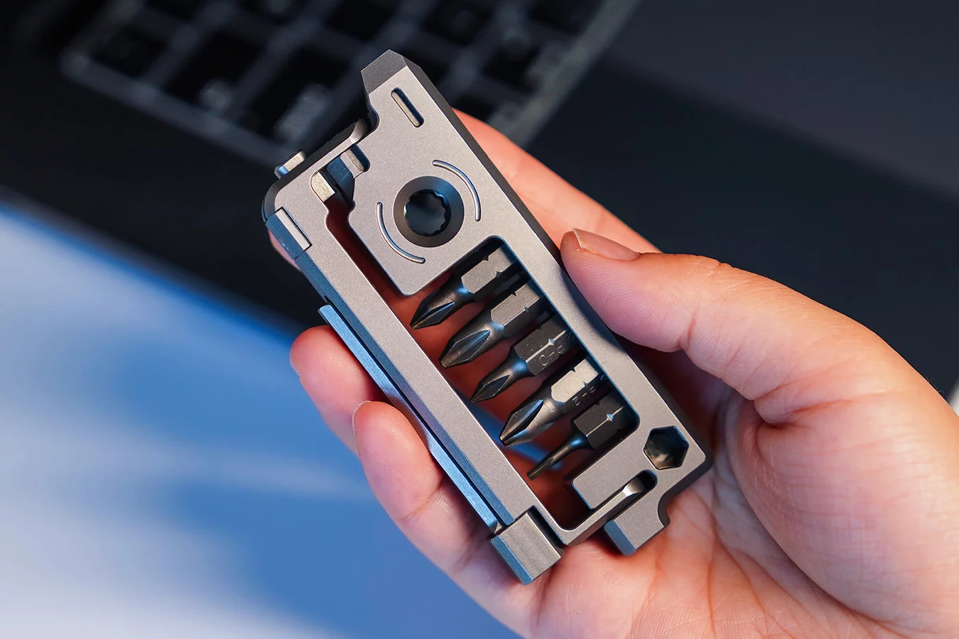 The Ti-Mag V2 measures 92 mm long by 40 mm wide by 11 mm thick (3.62 by 1.57 by 0.43 in) – there's no word on weight
