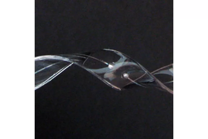 The new antennas consisting of liquid metal injected into elastomeric microchannels can be deformed and return to its original shape