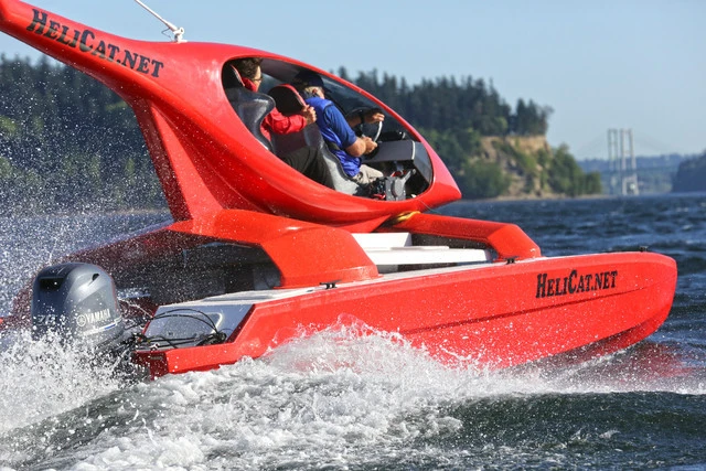 The Helicat can hit speeds of up to 30 mph (48 km/h) in choppy water