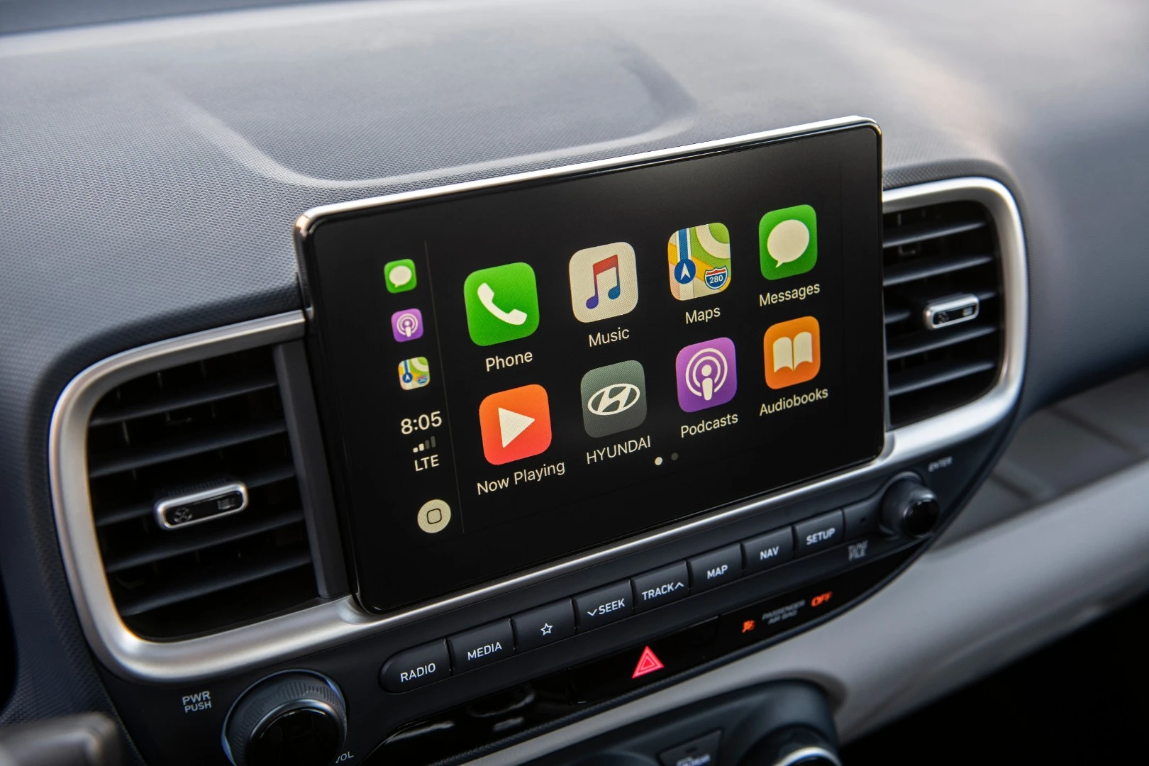 Touchscreen has Android Auto and Apple CarPlay