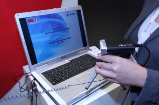 The T20 connects easily to any laptop via USB