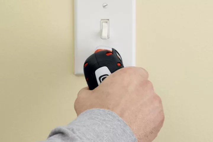 Black & Decker has announced the new Gyro 4V MAX Lithium-ion Rechargeable Screwdriver, which is activated and controlled with a twist of the wrist