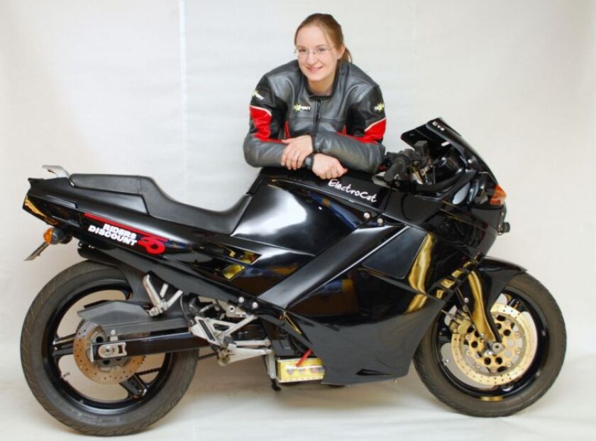 Eva Hakkanson and her record-setting 48V ElectroCat sport bike