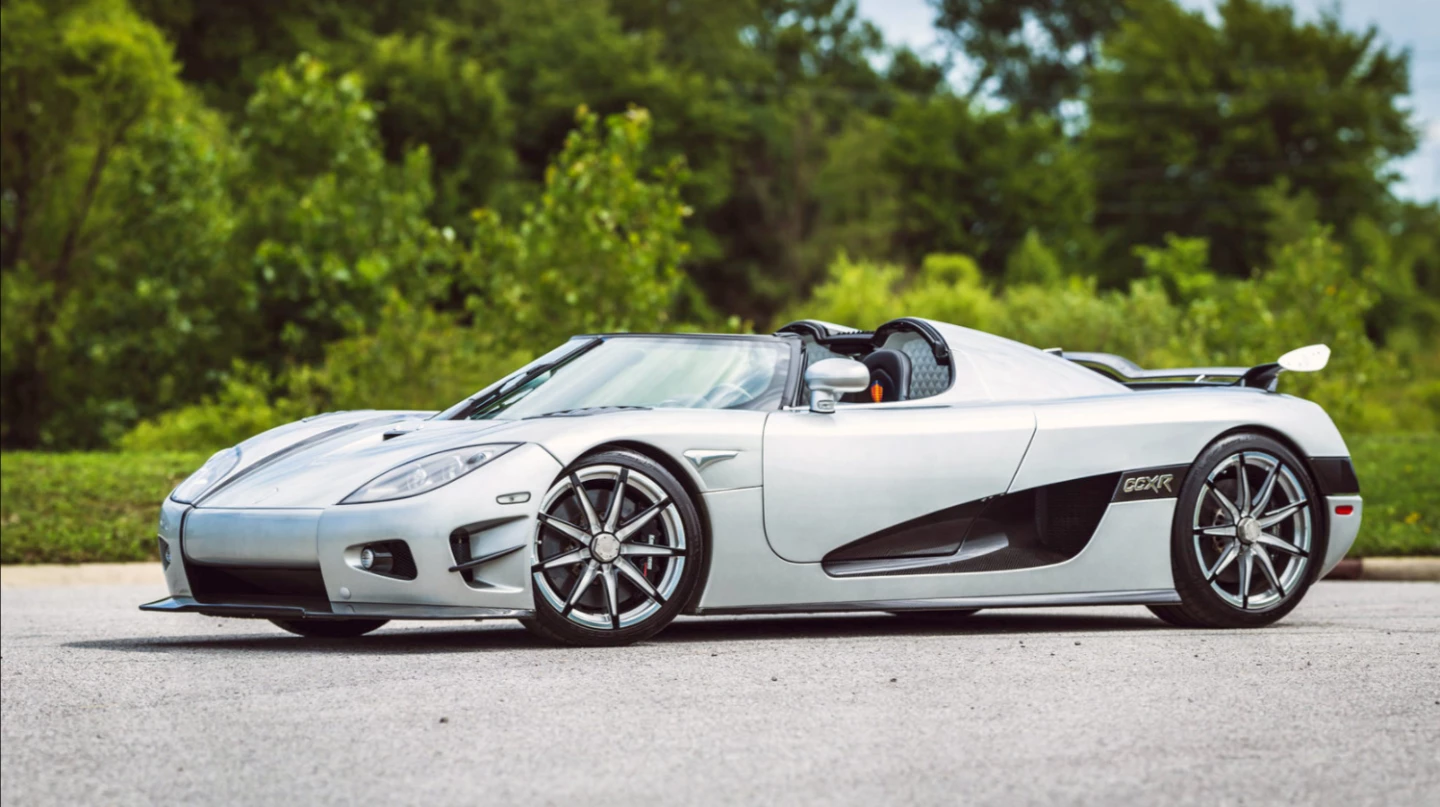 One of only two built, this 2010 Koenigsegg CCXR Trevita was made for undefeated boxing champion Floyd Mayweather. The fine detail of the awesome specification of this vehicle in the auction description are worth reading. Estimated to sell for between $2,700,000 and $3,000,000, this car has a top speed of more than 250 mph | 400+ km/h Official Auction Page