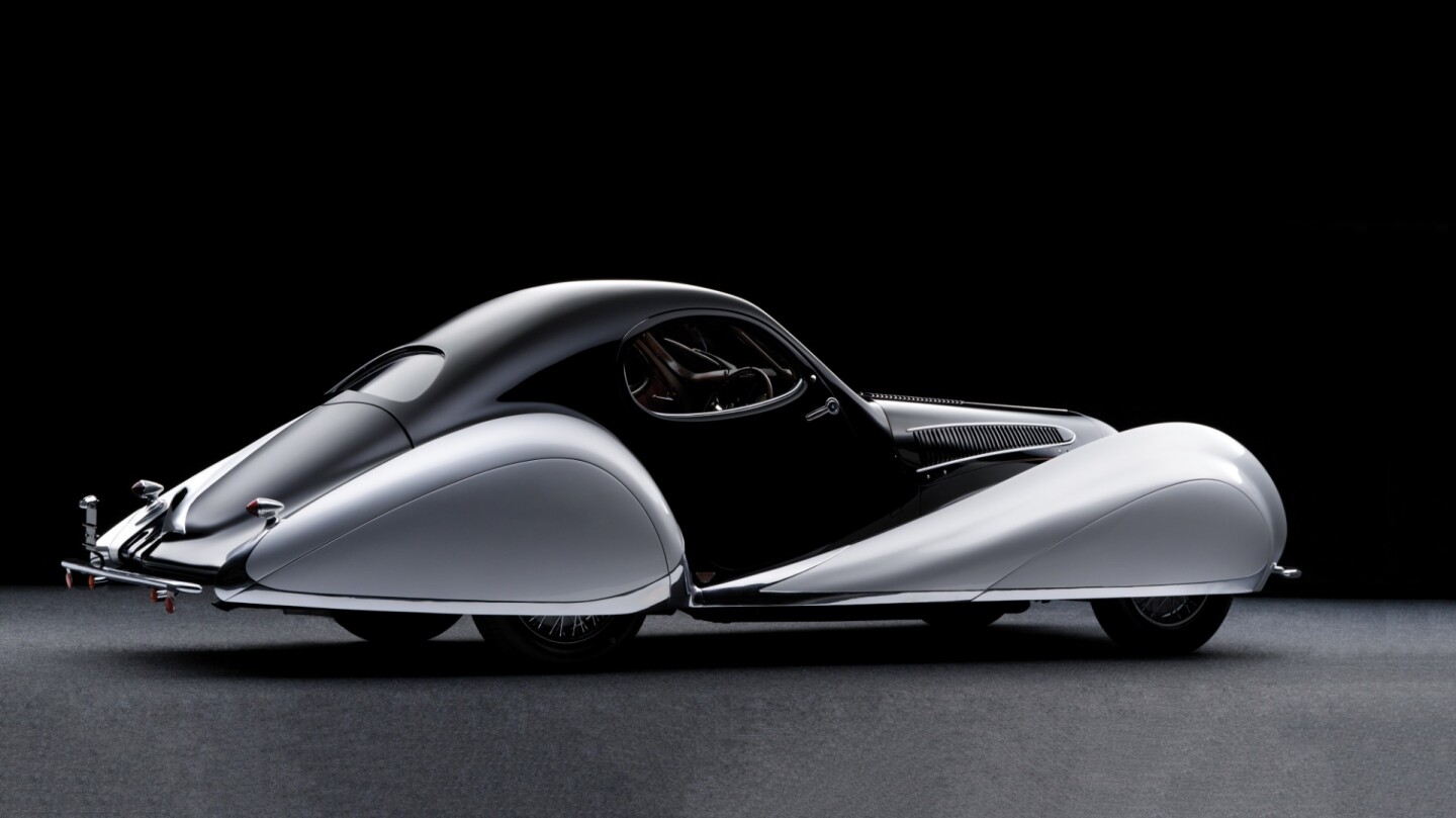 This Talbot-Lago T150 C SS 'Tear Drop' by Figoni and Falaschi sold at RM-Sotheby's Villa Erba sale in 2017 for €3,360,000. The car had been clothed in the bodywork of the 1936 Talbot-Lago T120 by Graber which sold for $244,709 | €216,030 in Paris. The story is astonishing.