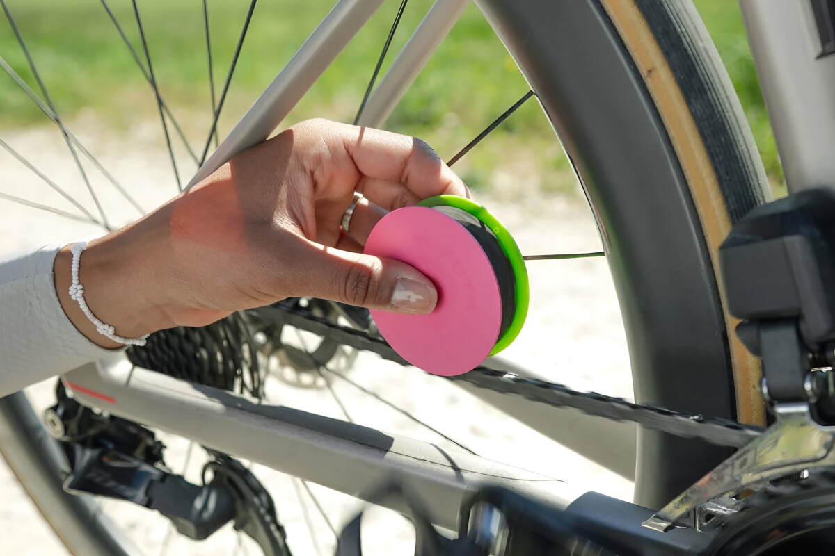 Smart cycling disc offers cleaner, quicker maintenance