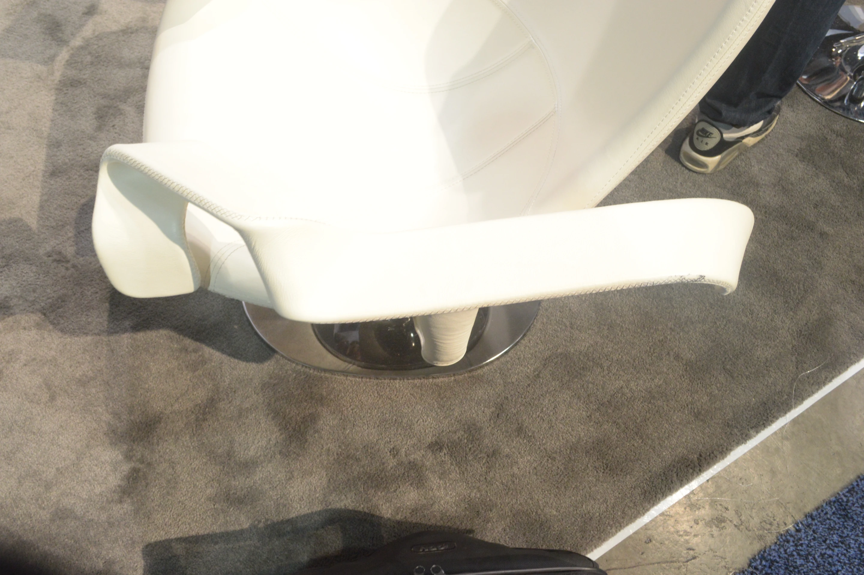 The actual seat is just an IKEA chair, but the arms are TAO's design (Photo: C.C. Weiss/Gizmag)
