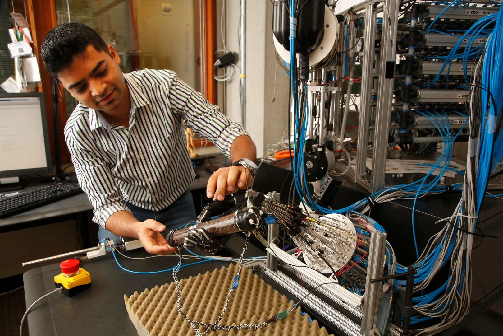 The dextrous robot hand cost around US$300,000 to develop