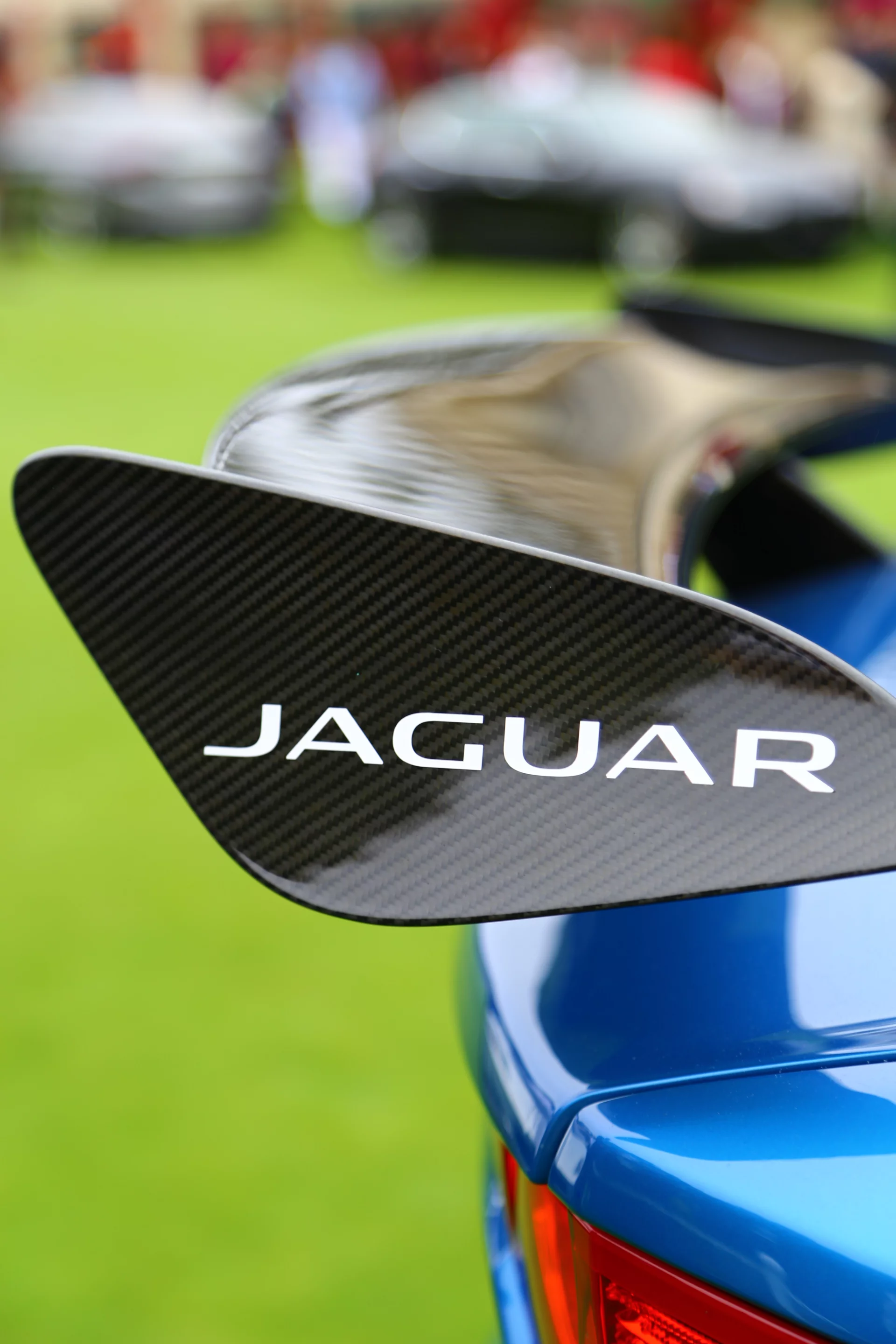 Carbon fiber spoiler is another swell add-on to an already impressive grocery list of performance enhancements (Photo: Angus MacKenzie/Gizmag.com)