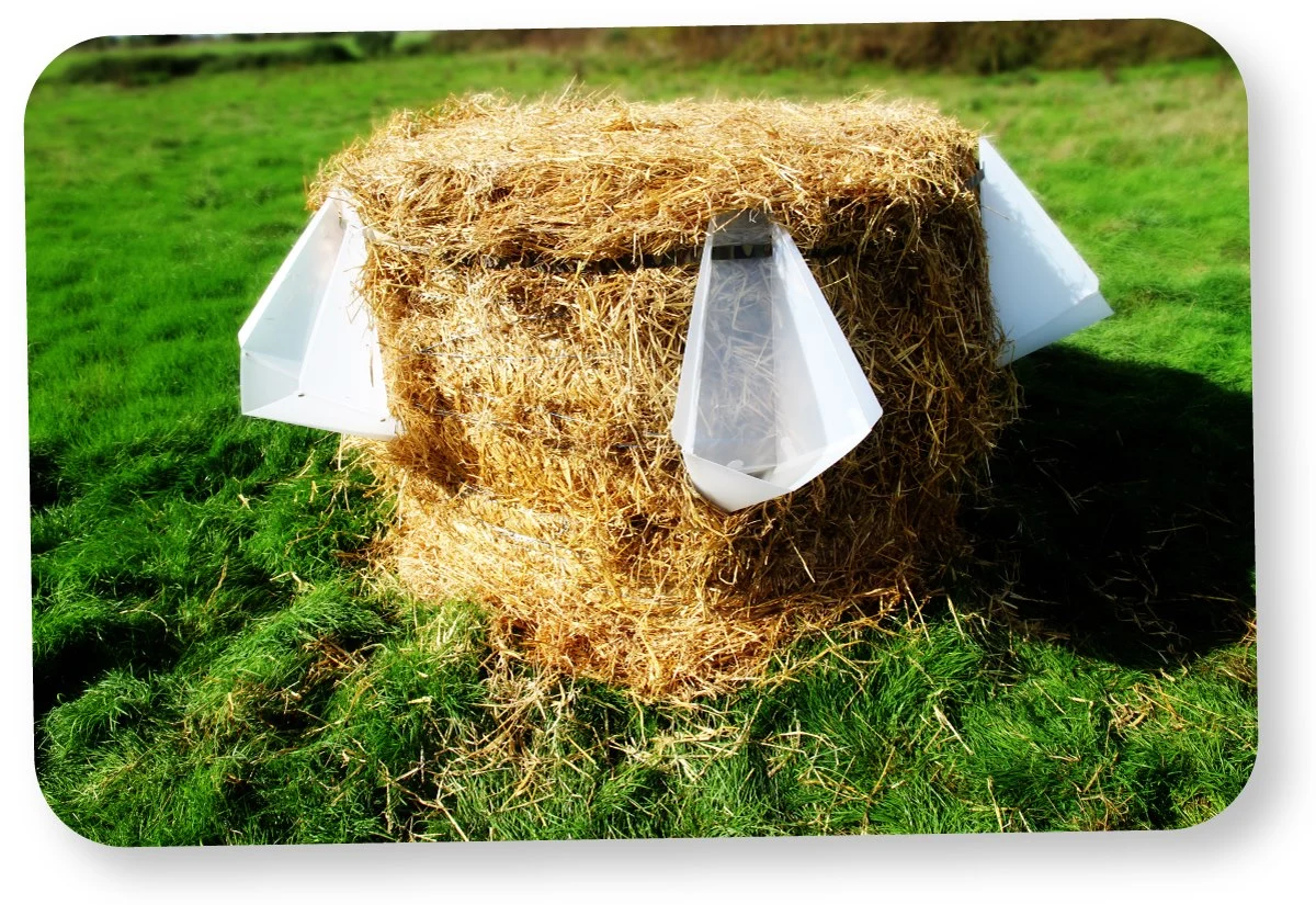 Once the festival is over, L'Uritonnoir's creators suggest either having a garden service collect the bundles of smelly hay or leaving them in place to serve as planters in the future