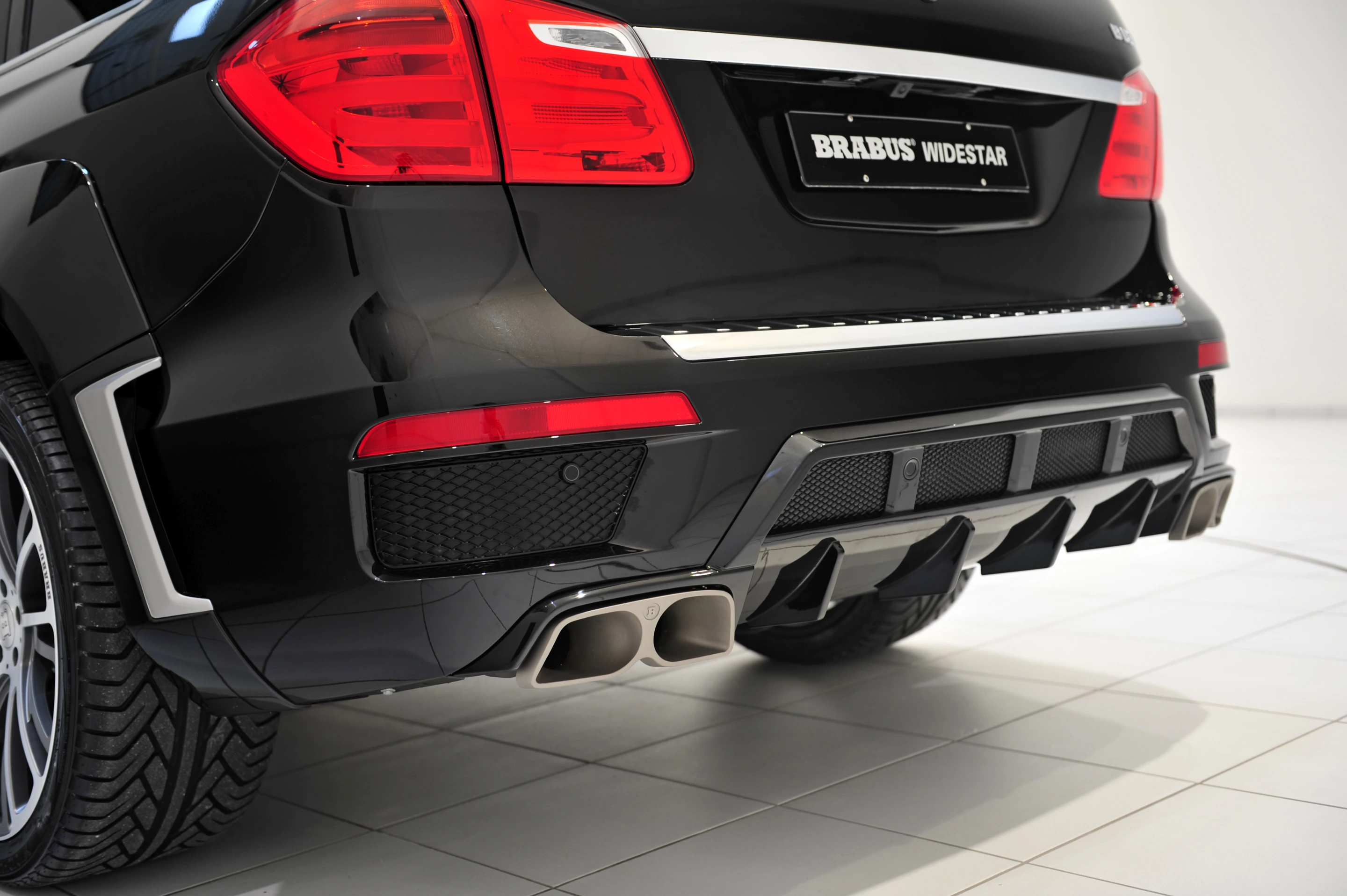 Widestar's diffuser is integrated into the fascia with precise-fit cutouts for the ceramic-coated tailpipes