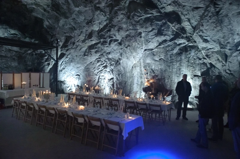 Sala Silvermine dinner guests can experience a banquet in a truly unique environment (image: Sala Silvermine)