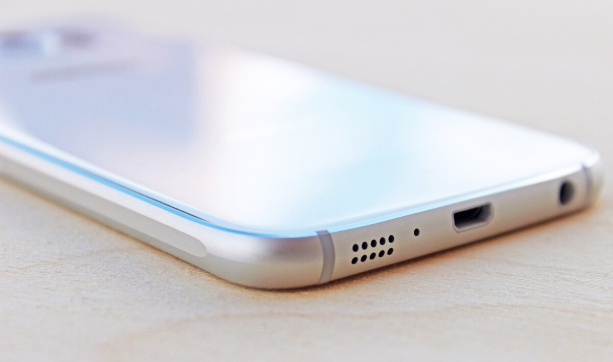 The Galaxy S6 has an aluminum frame, with a glass back