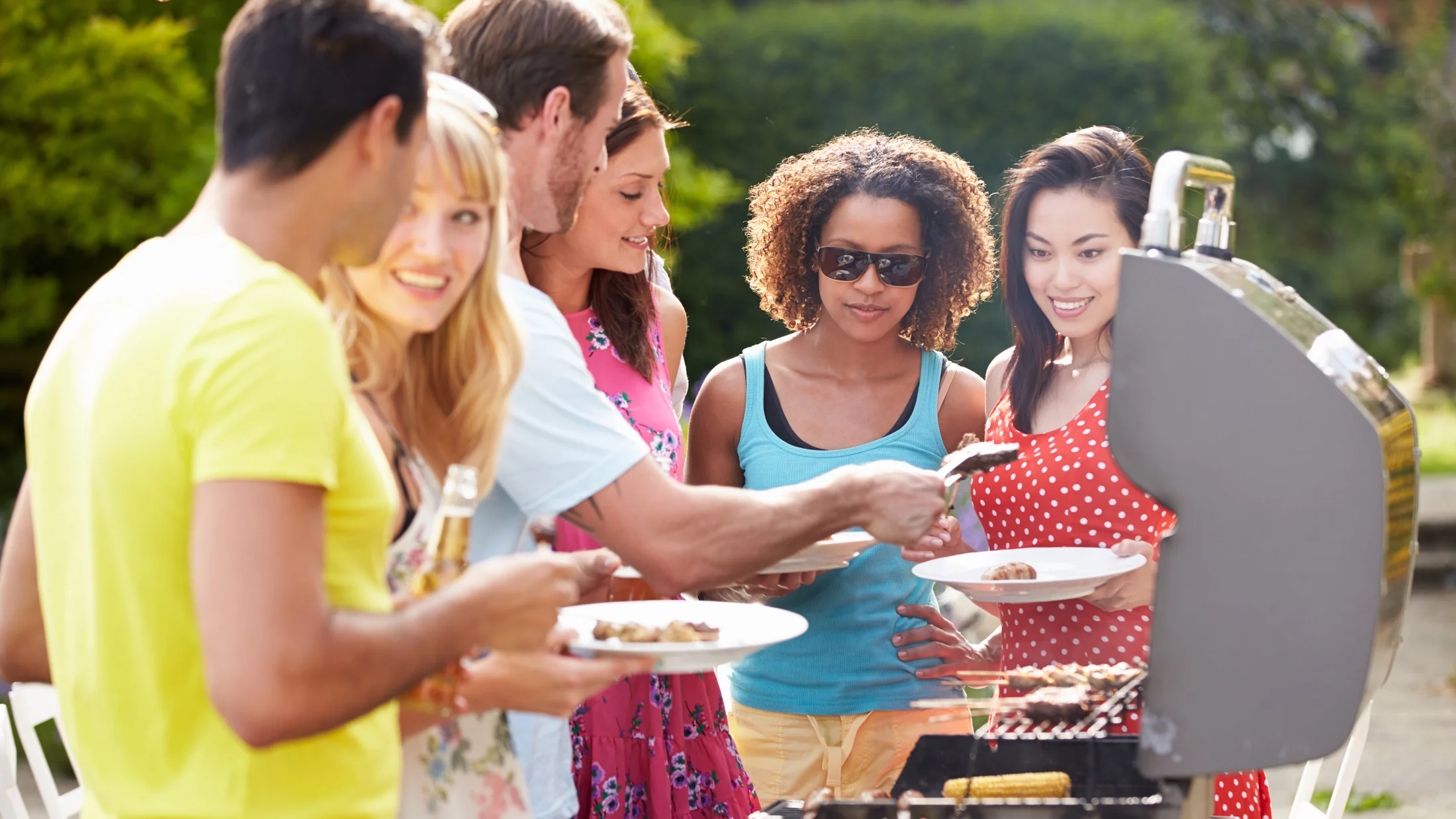 Gizmag takes a look at 10 BBQ gadgets to make sure your backyard cook-up is not one to be missed (Photo: Shutterstock)