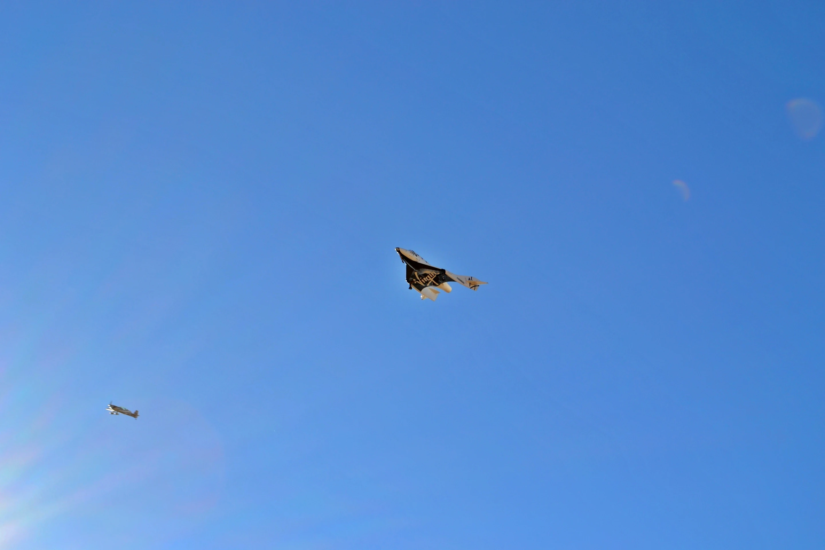 The June 26 glide flight test of VSS Enterprise (Photo: Chris Van Pelt)