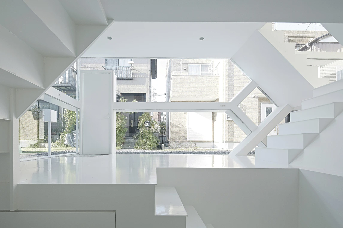 The S-House takes up a narrow rectangular plot measuring 50 sq m (538 sq ft) (Photo: Koichi Torimura)
