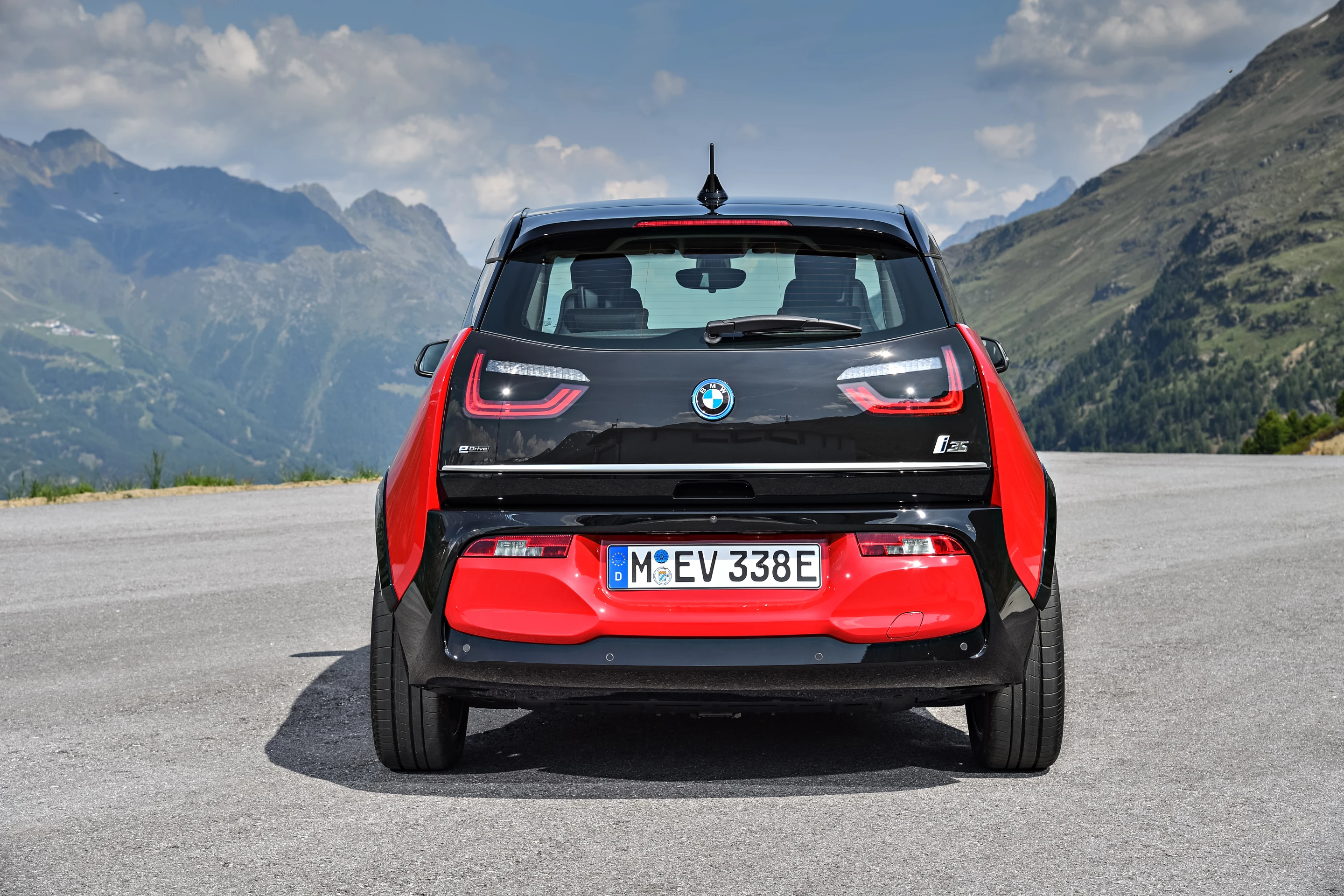 The BMW i3s will debut in Frankfurt at the International Motor Show in September