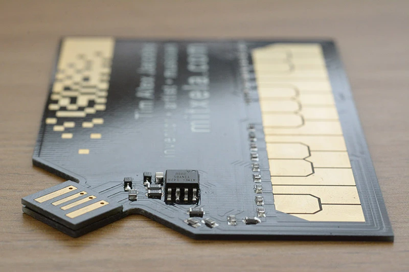 The assembled StyloCard with doubled-up USB plug and soldered electronics