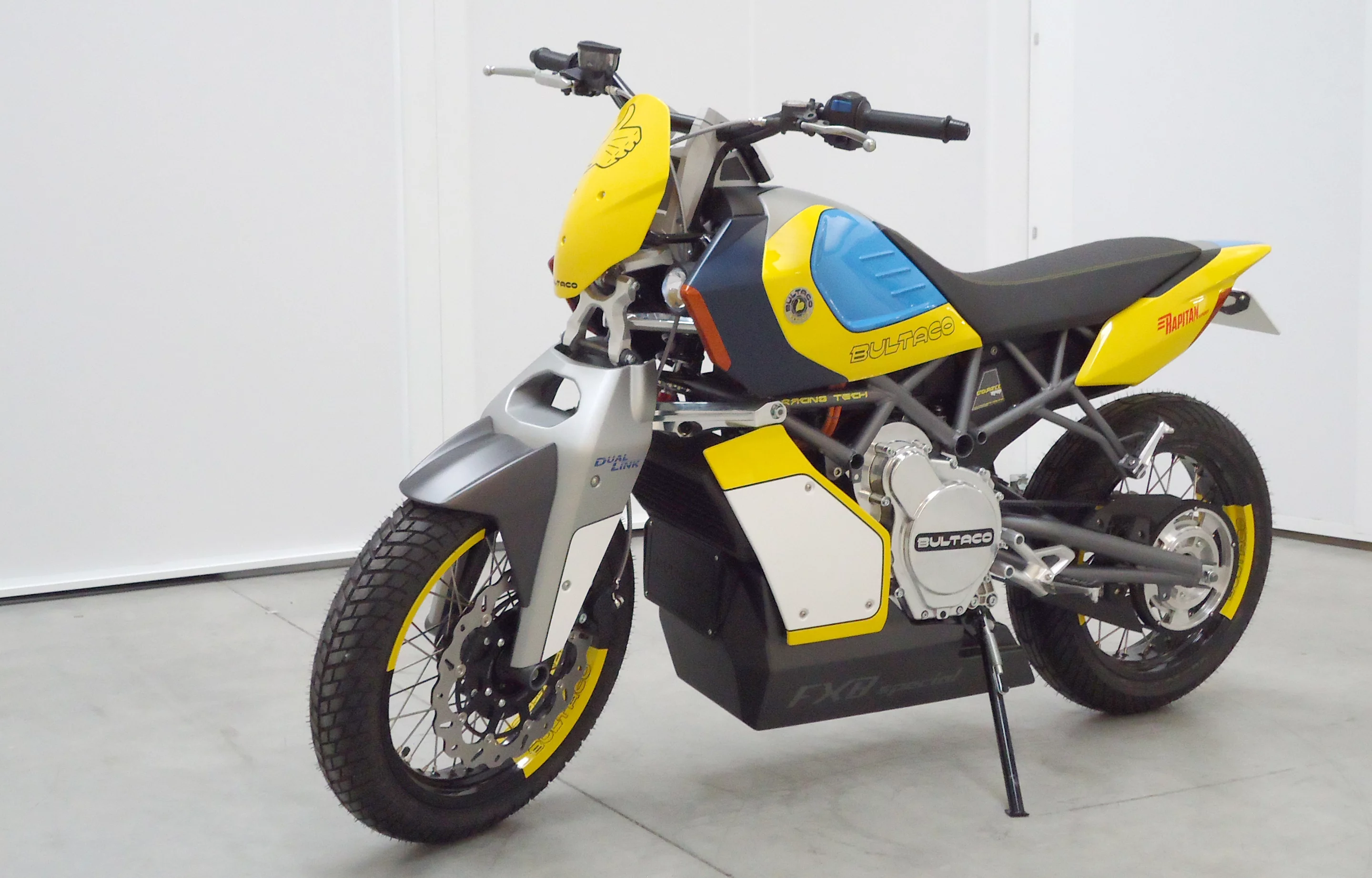 Bultaco Rapitan Sport's Hossack-inspired front end