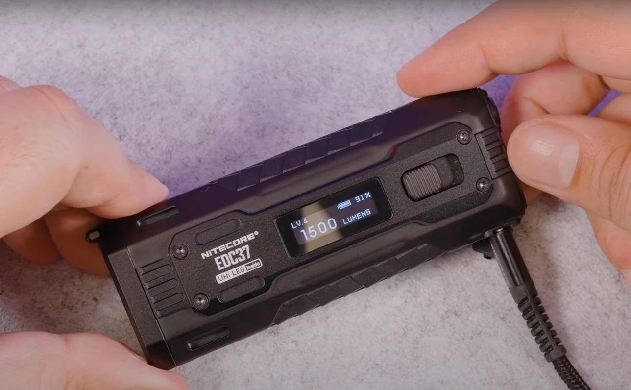 The 1,500-lumen setting is the highest long-term light setting, offering over an estimated seven hours of runtime per charge