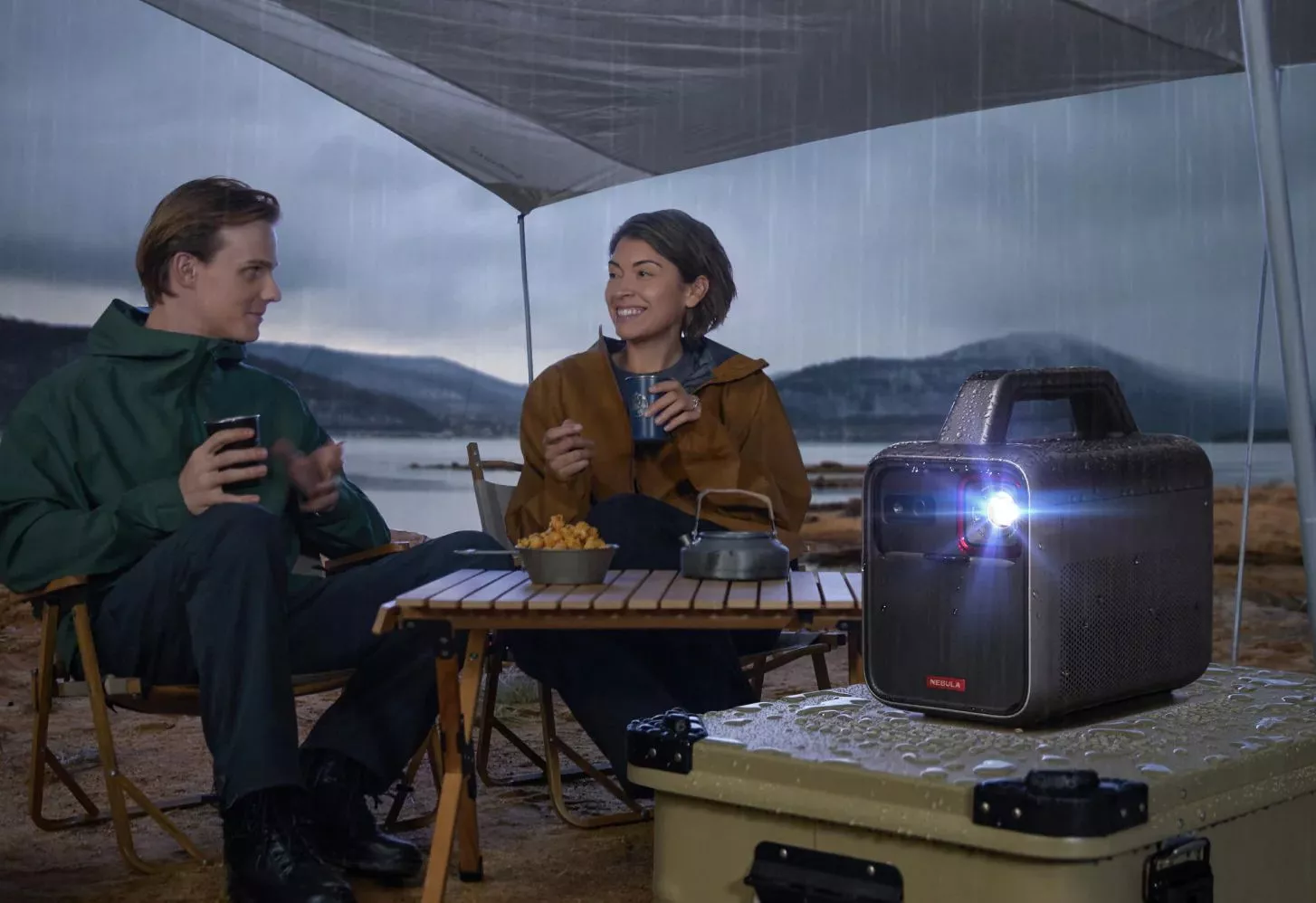 Full HD entertainment supported by a 40-W Dolby sound system, come rain or shine